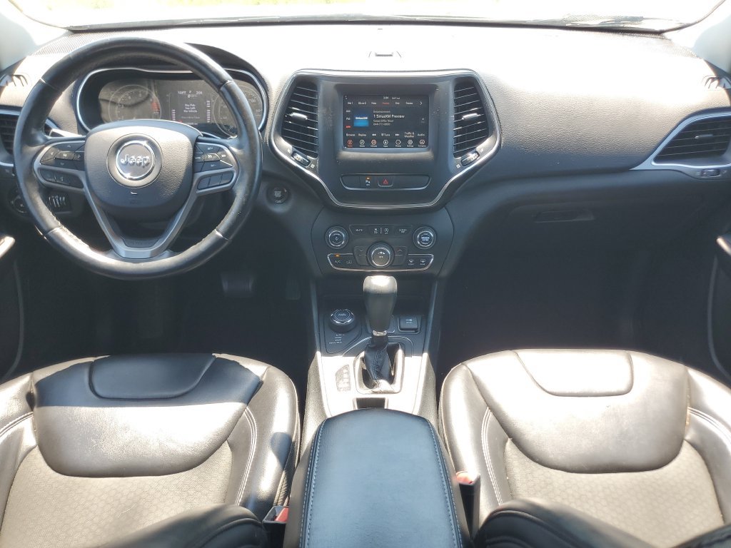 Used 2019 Jeep Cherokee Latitude Plus AWD/4WD image 25