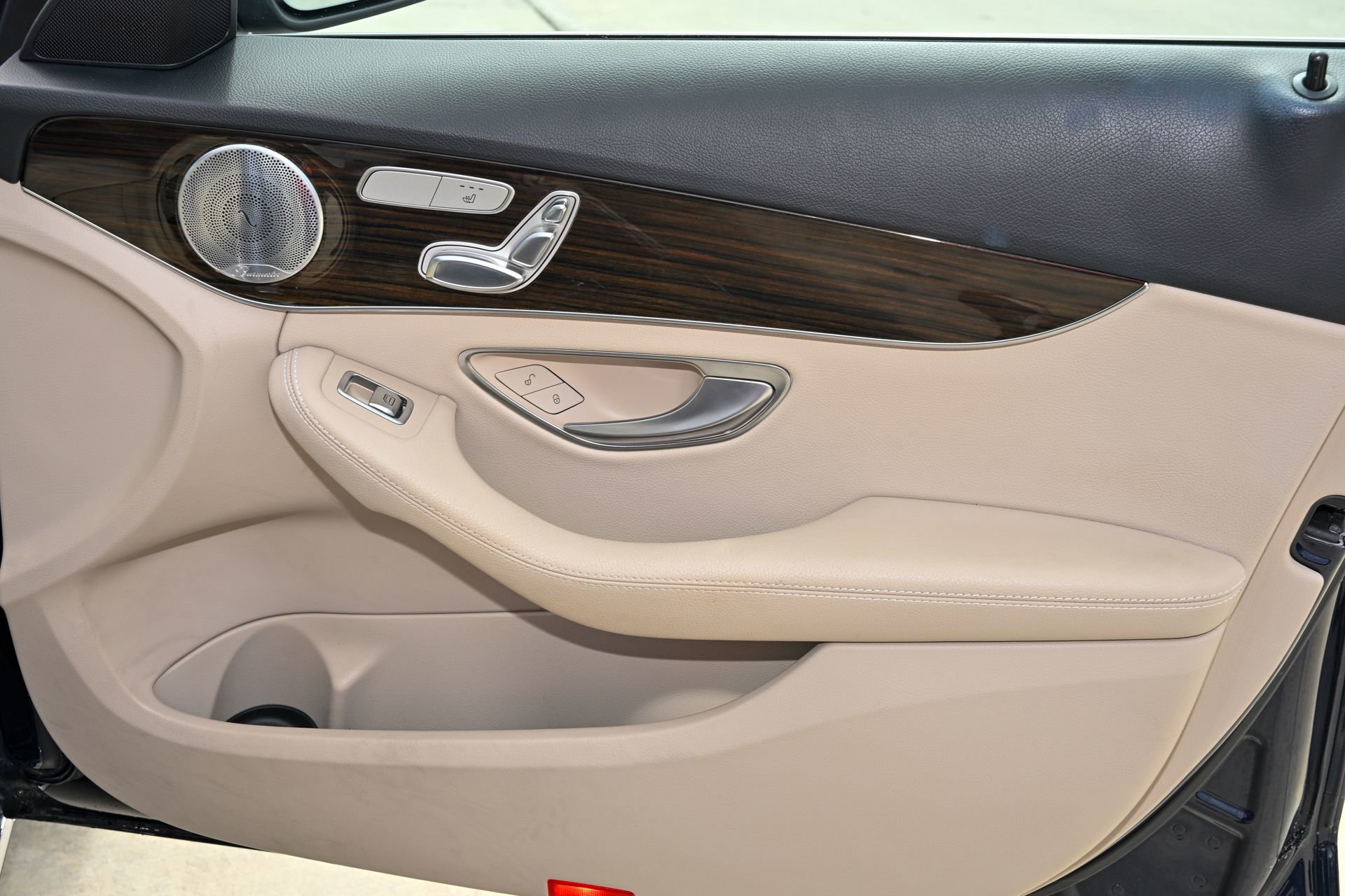 Used 2017 Mercedes-Benz C 300 4MATIC Sedan image 13