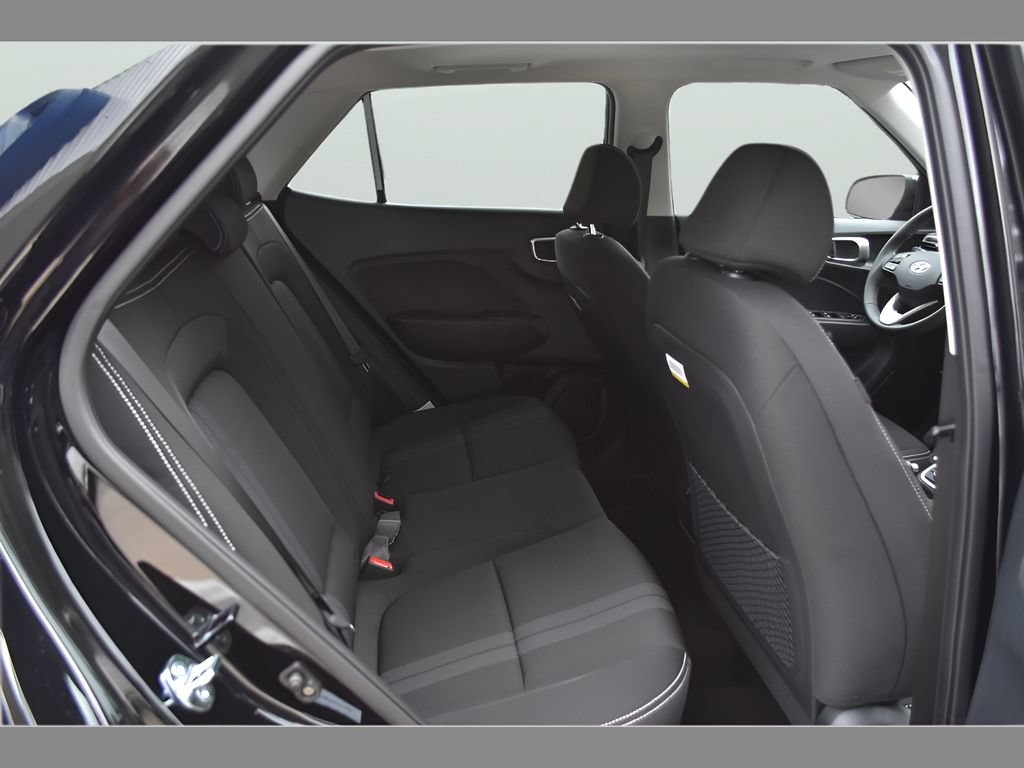 New 2026 Hyundai Venue SEL FWD image 15