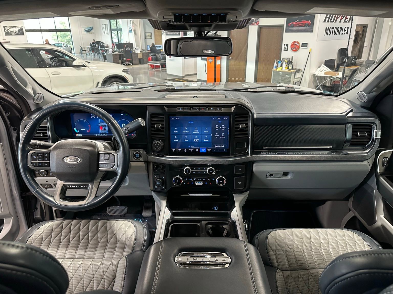 Used 2024 Ford F250 Limited w/ FX4 Off-Road Package image 20