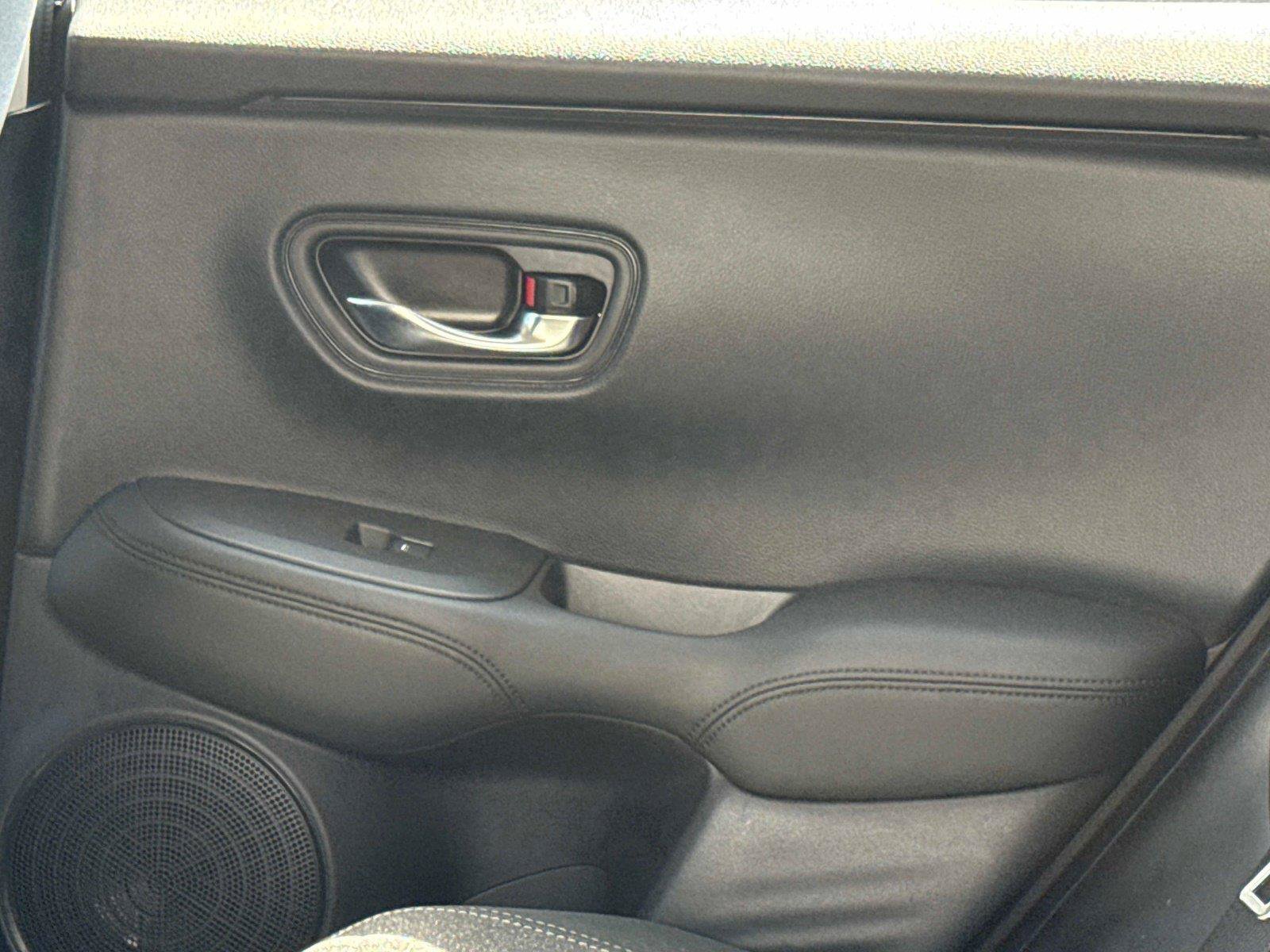 Certified 2023 Honda HR-V LX image 14