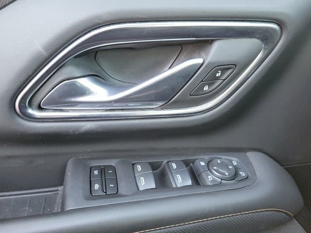 Used 2024 GMC Yukon AT4 w/ AT4 Premium Plus Package image 17