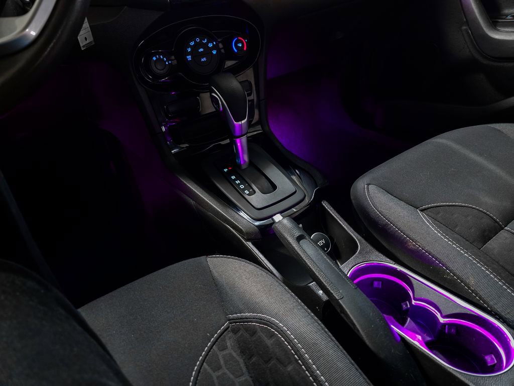 Used 2014 Ford Fiesta SE w/ Equipment Group 201A image 33