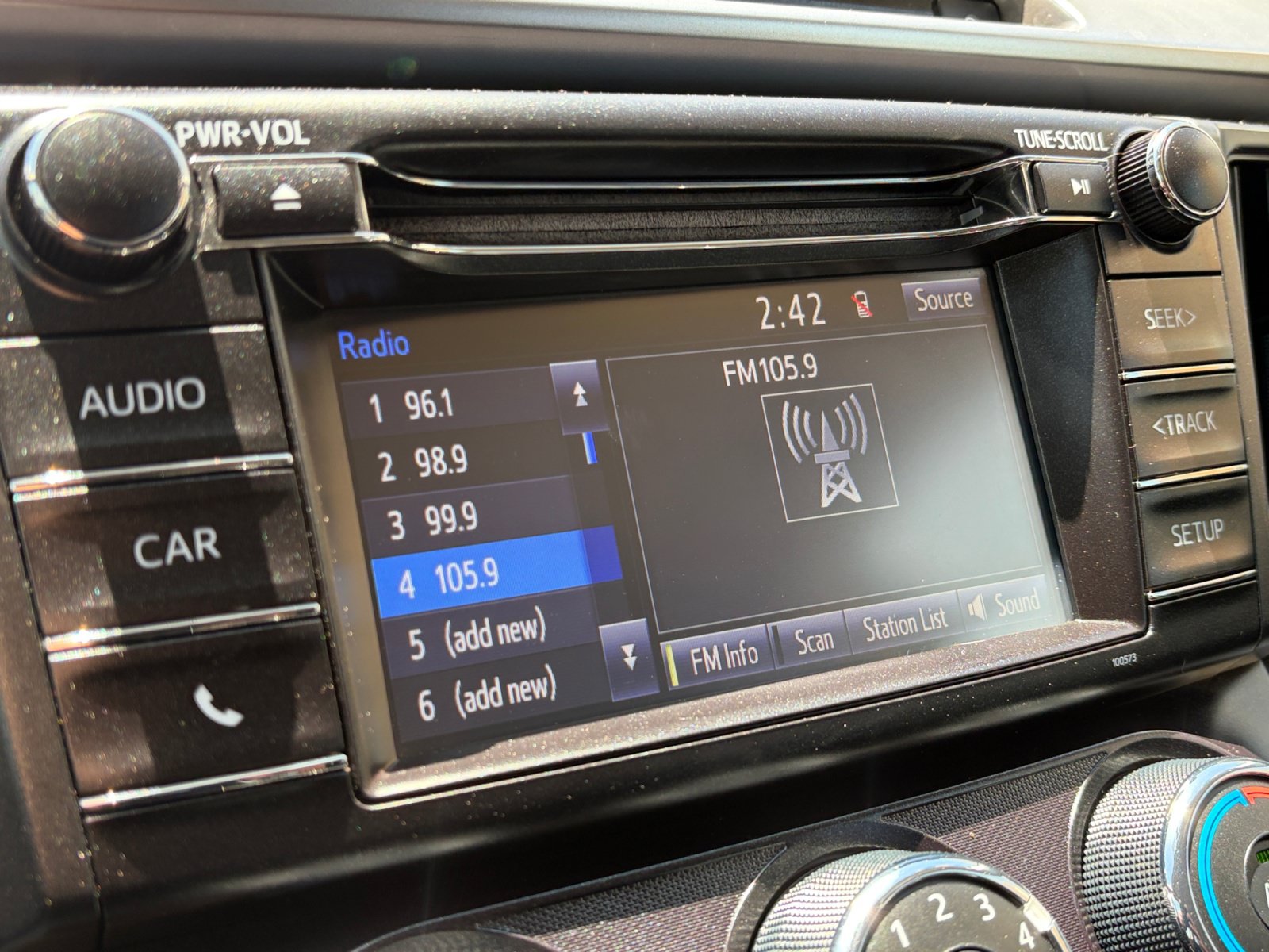 Used 2016 Toyota RAV4 LE AWD/4WD image 21