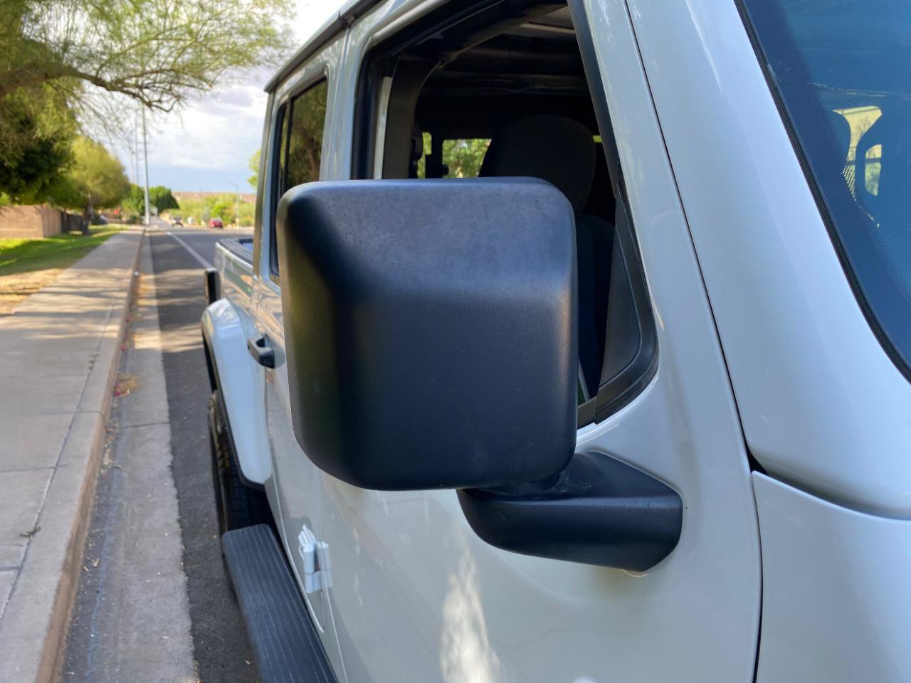 Used 2021 Jeep Gladiator Sport AWD/4WD image 13