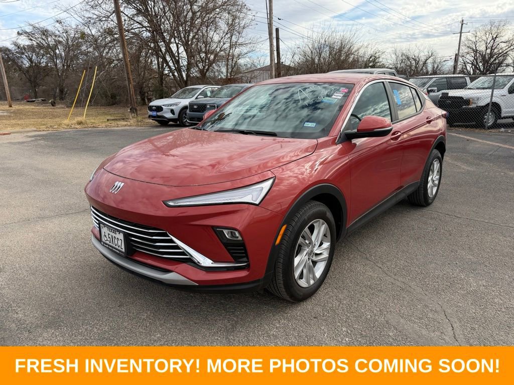 Used 2024 Buick Envista Preferred w/ Convenience II Package image 3