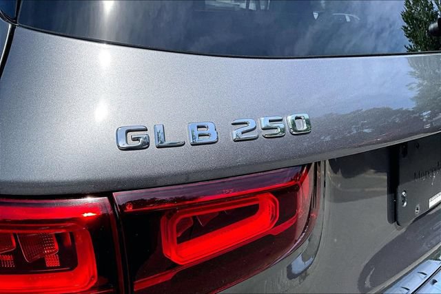 Certified 2023 Mercedes-Benz GLB 250 4MATIC image 8