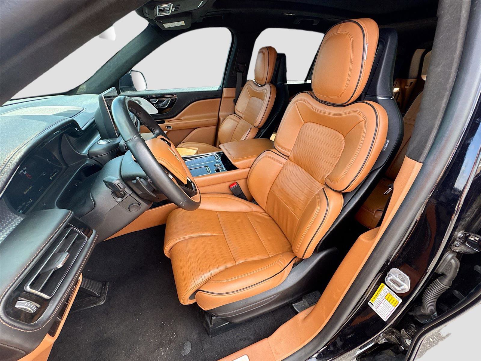 Used 2023 Lincoln Aviator Black Label w/ Dynamic Handling Package AWD/4WD image 10