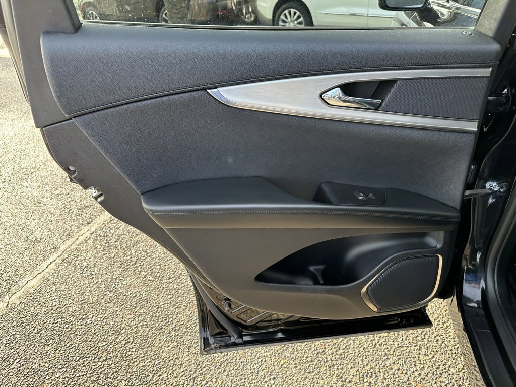 Used 2020 Lincoln Nautilus FWD w/ Equipment Group 101A image 16