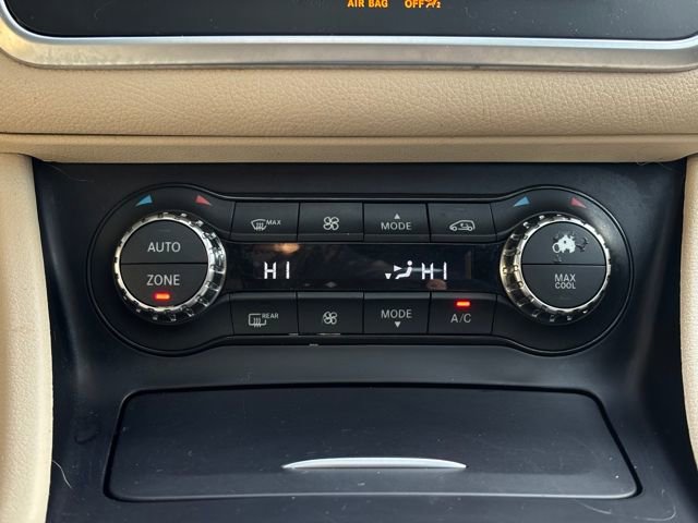 Used 2016 Mercedes-Benz CLA 250 image 32