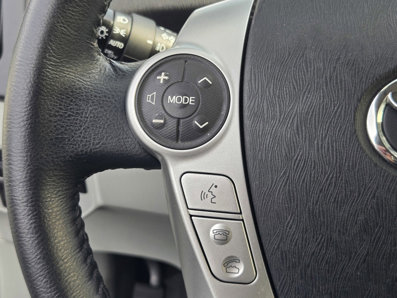 Used 2013 Toyota Prius Five image 21