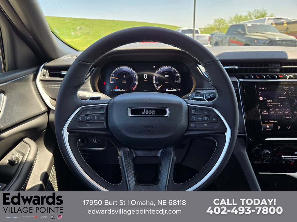 New 2026 Jeep Grand Cherokee L 4WD image 17