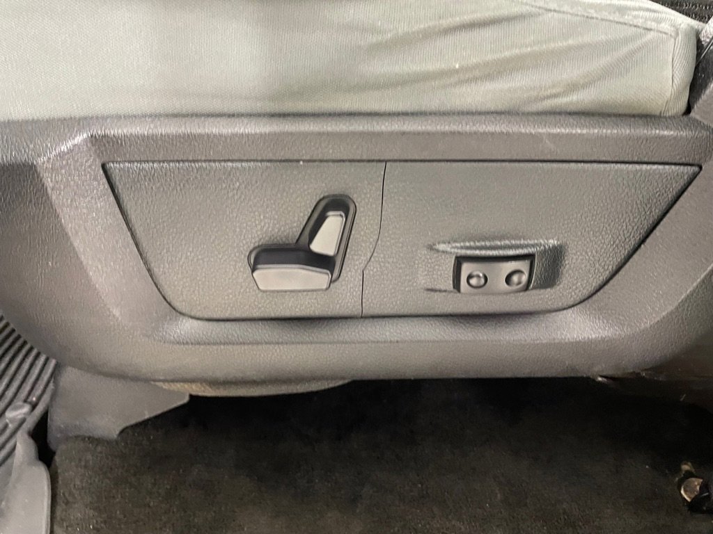 Used 2014 RAM 1500 Big Horn image 11
