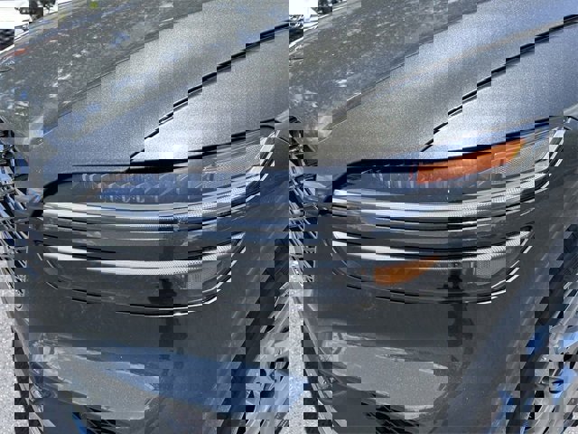 Used 2026 Genesis GV70 2.5T Select image 15