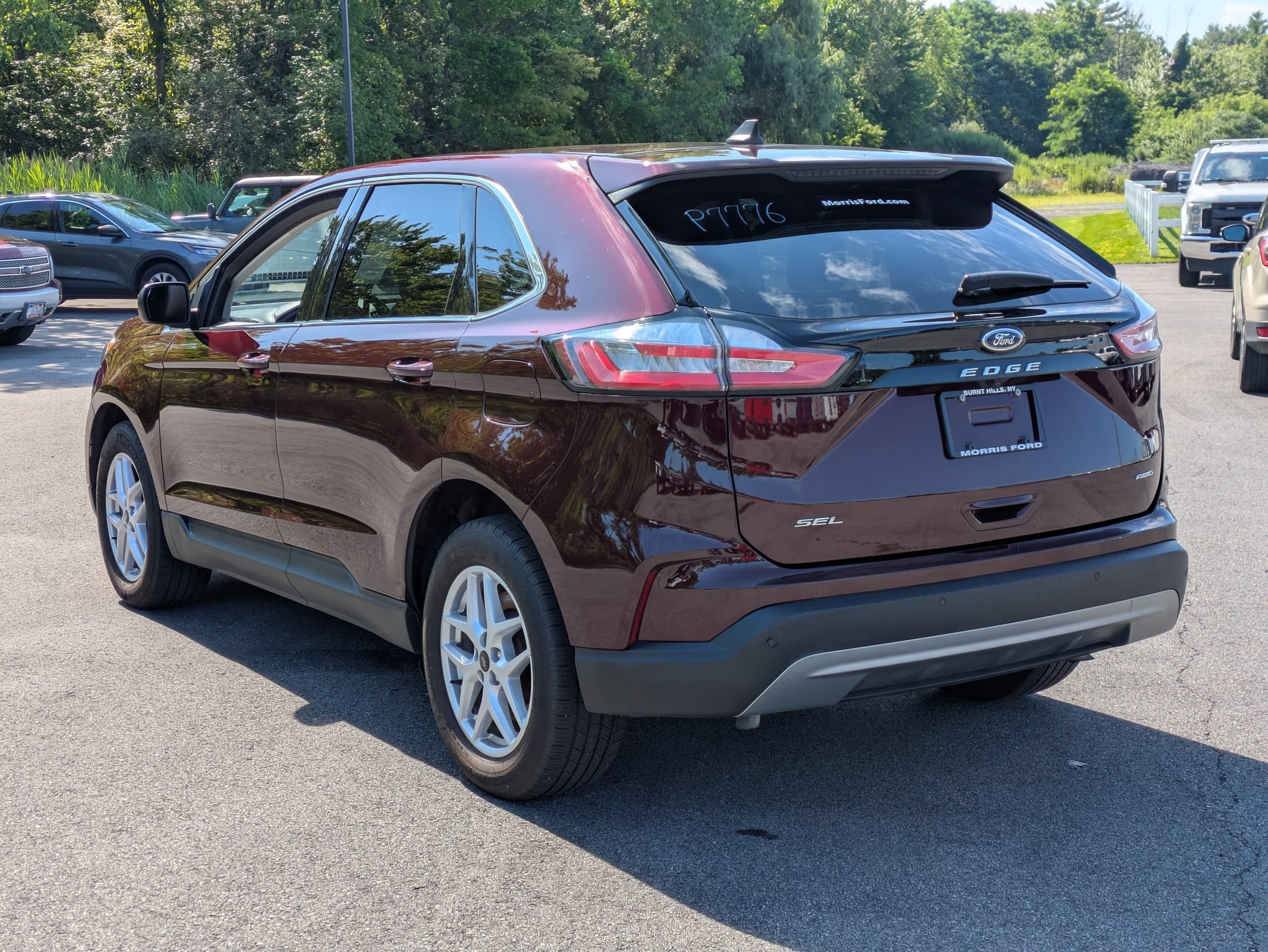 Used 2024 Ford Edge SEL w/ Convenience Package AWD/4WD image 4