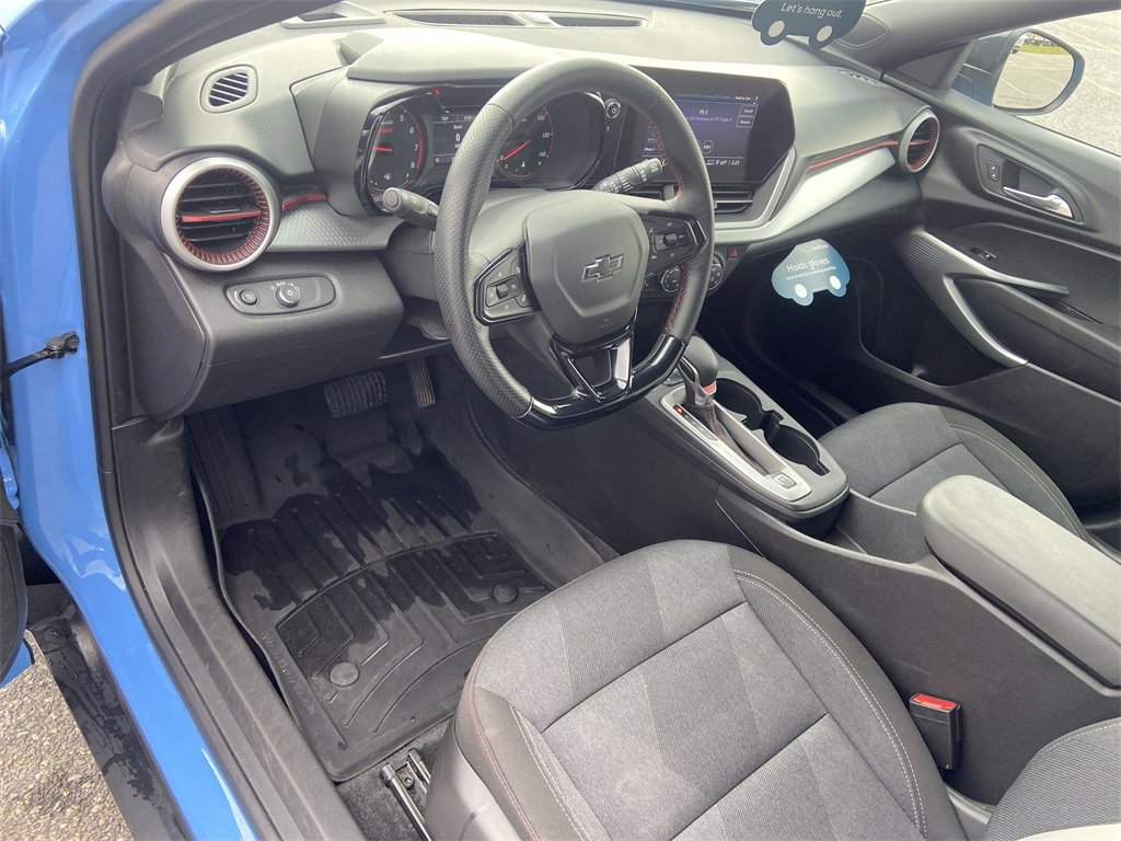 Certified 2024 Chevrolet Trax RS image 10