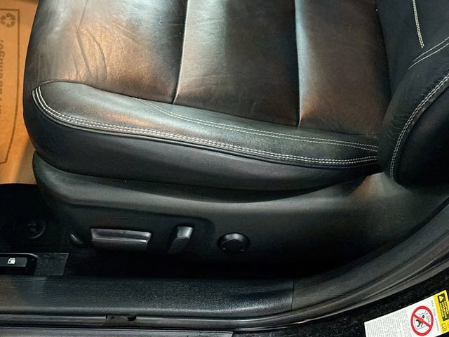 Used 2017 Toyota Camry XLE w/ Moonroof Package FWD image 19