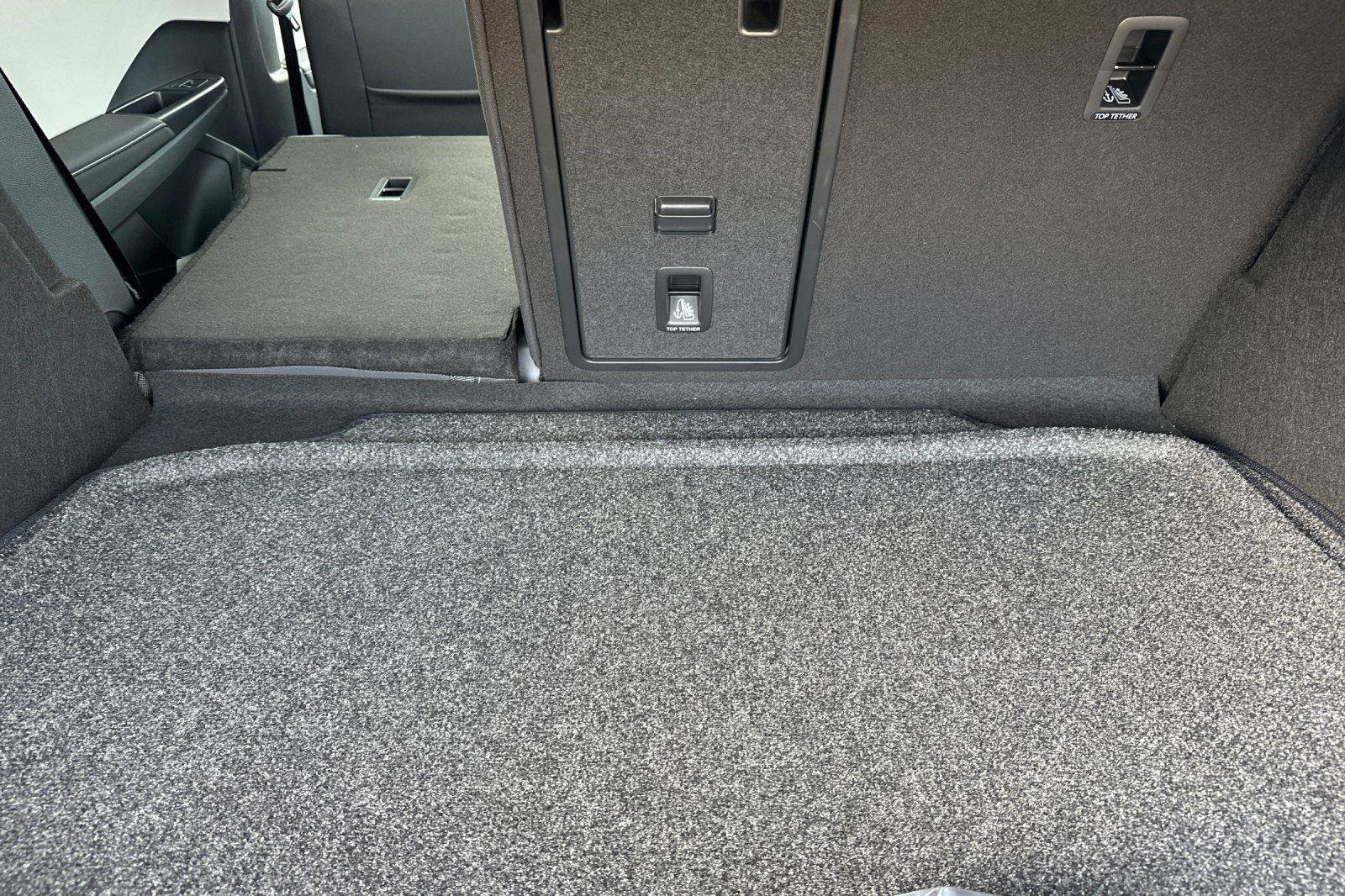 New 2026 Volkswagen Taos SE image 14