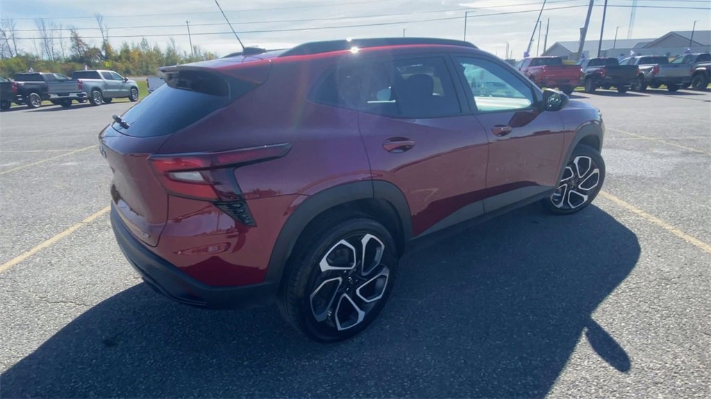 Certified 2024 Chevrolet Trax RS image 8