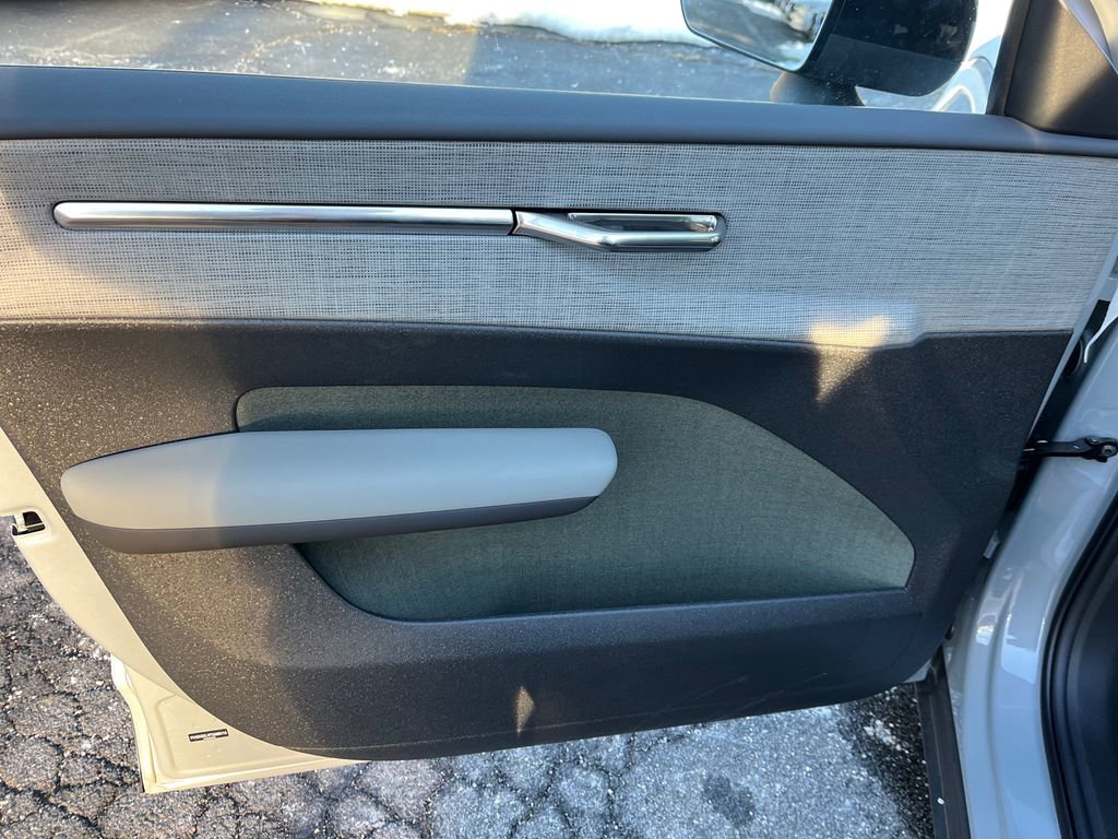 New 2026 Volvo EX30 Cross Country Ultra w/ Protection Package Premier image 9