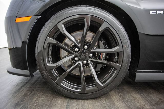 Used 2014 Chevrolet Camaro ZL1 RWD image 40