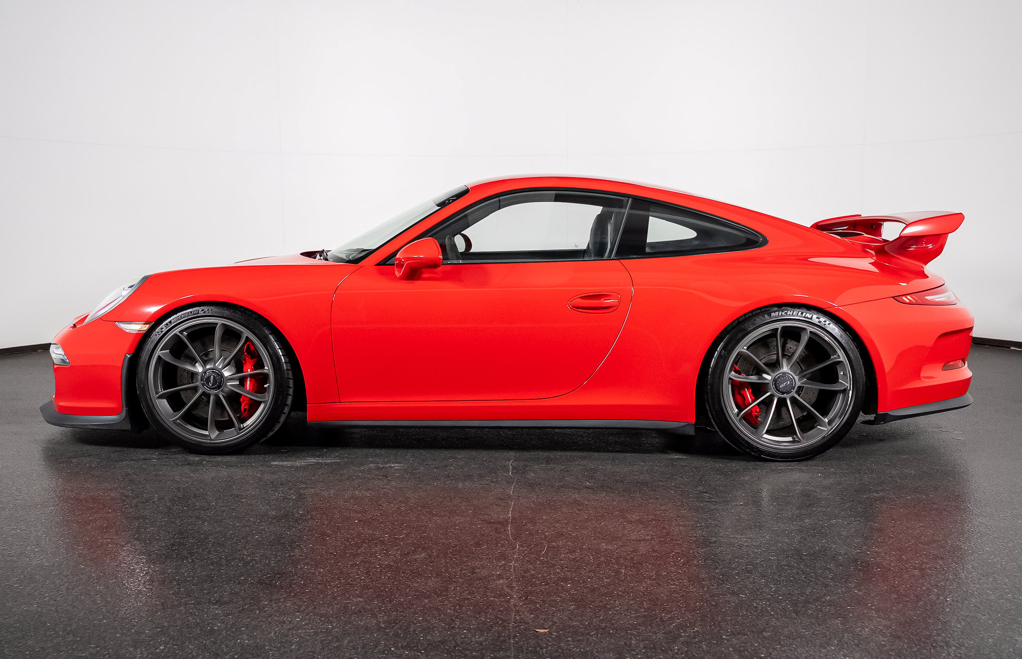 Used 2015 Porsche 911 GT3 RWD image 13