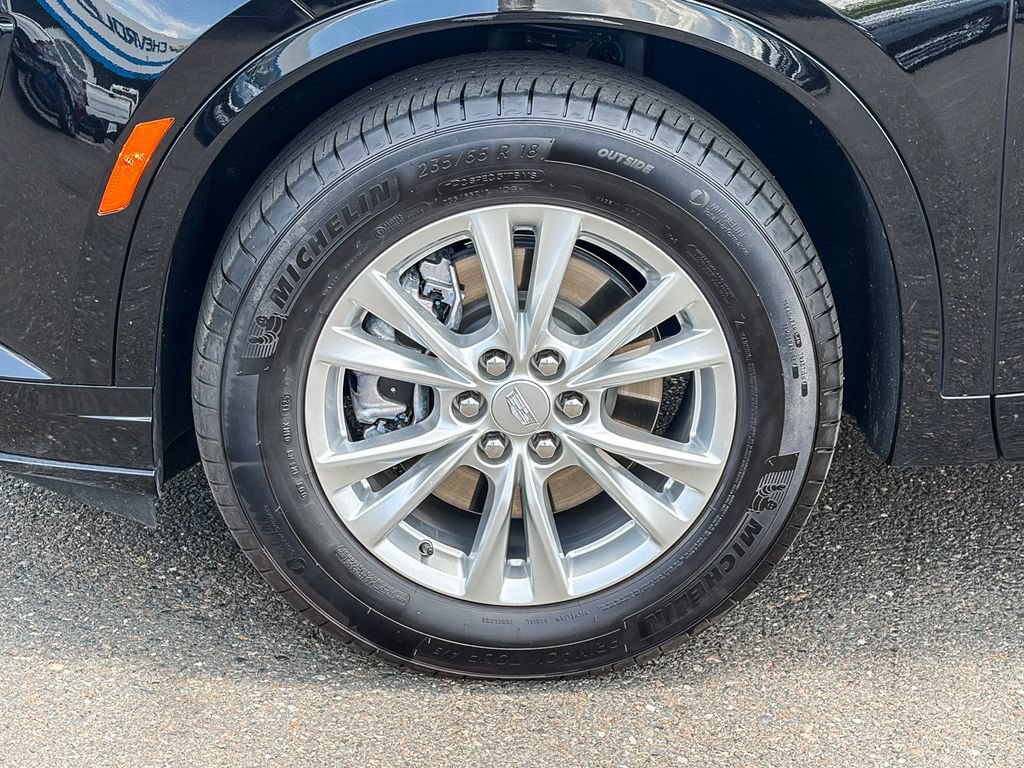 Certified 2025 Cadillac XT6 Luxury FWD image 10