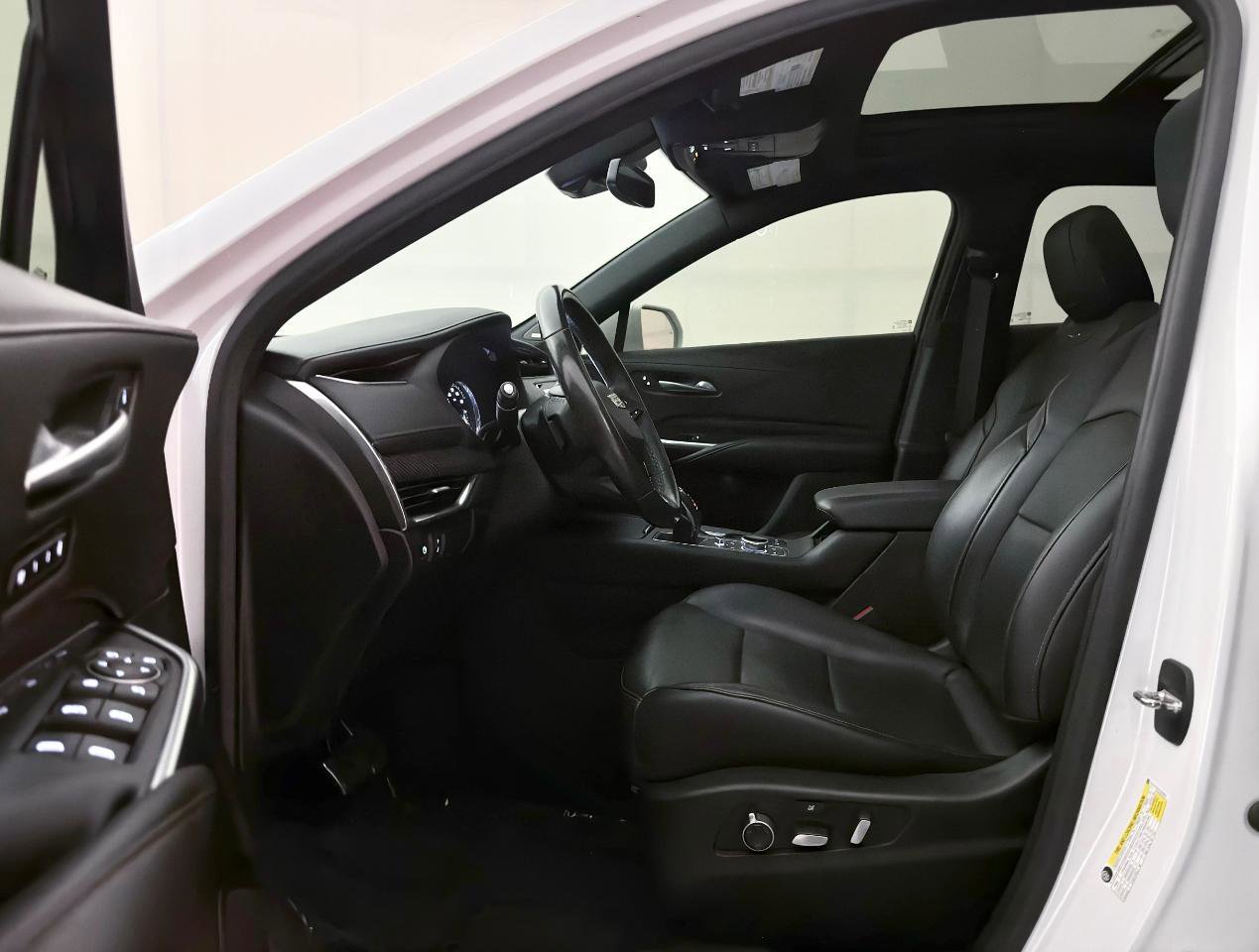Used 2019 Cadillac XT4 Sport AWD/4WD image 18