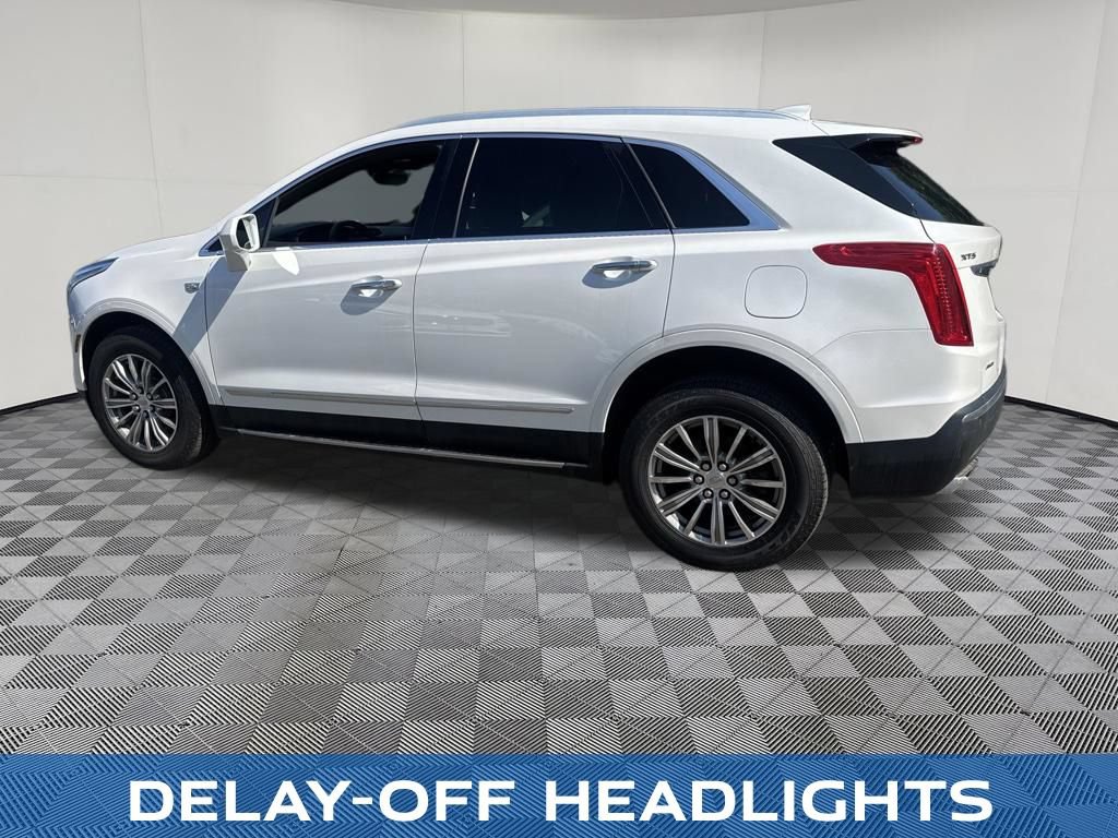 Used 2017 Cadillac XT5 Luxury AWD/4WD image 15