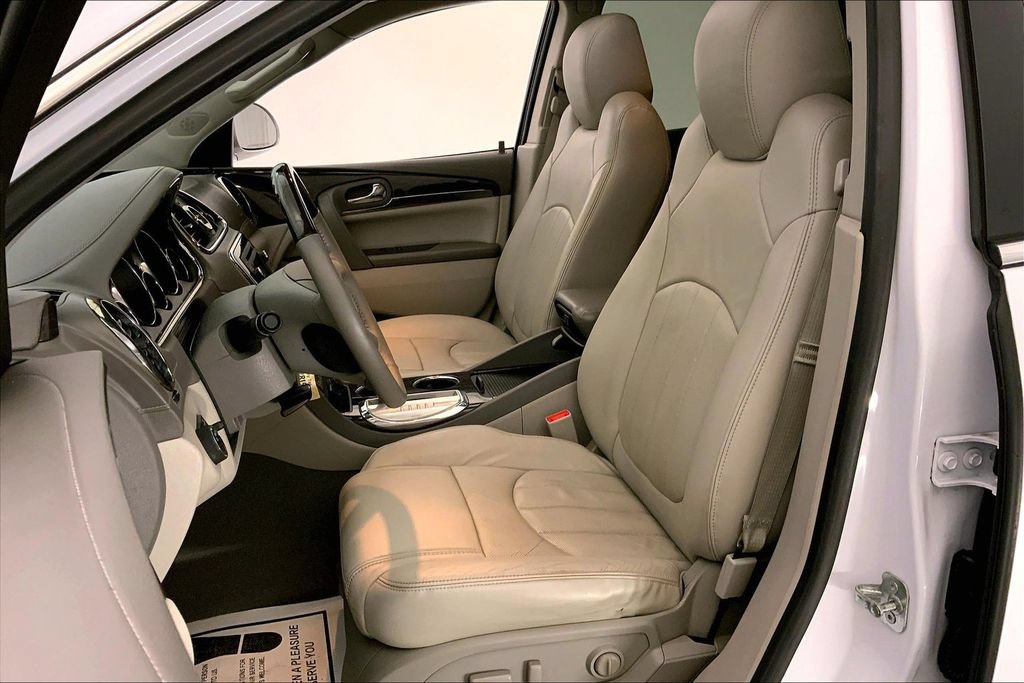 Used 2016 Buick Enclave Leather FWD image 13