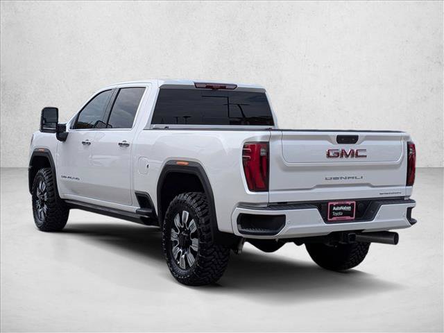 Used 2025 GMC Sierra 2500 Denali w/ Denali Reserve Package AWD/4WD image 8