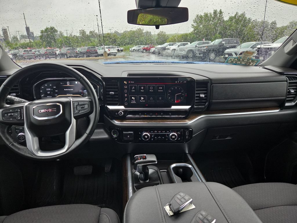 Certified 2023 GMC Sierra 1500 Elevation w/ X31 Off-Road Package AWD/4WD image 11