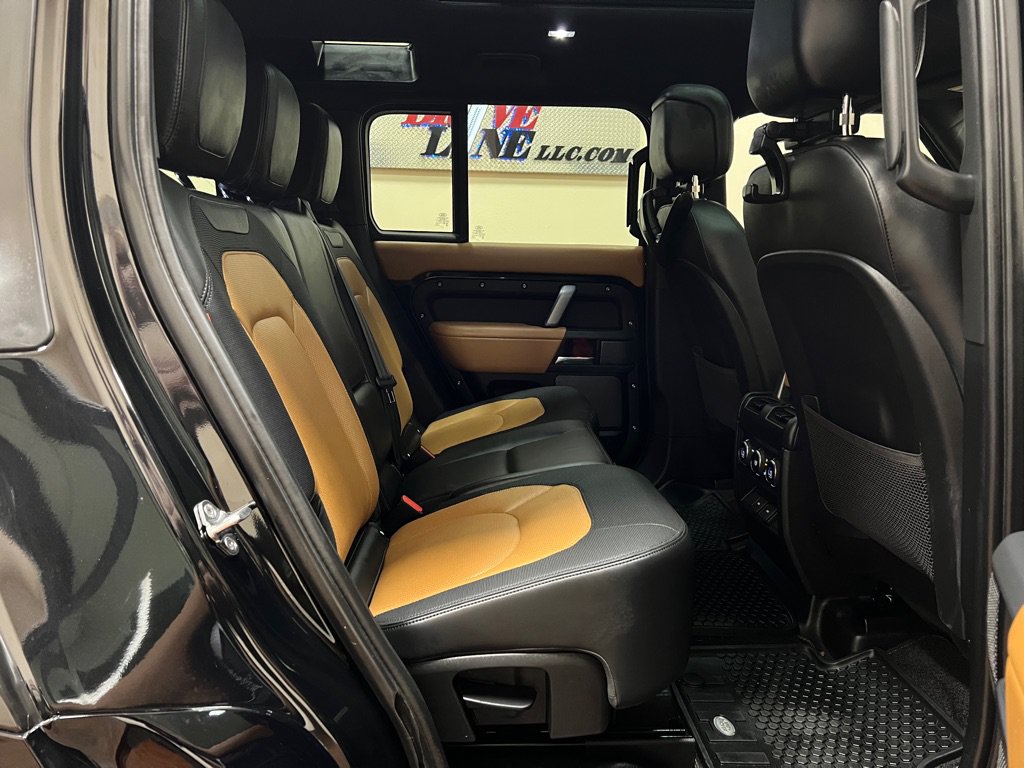 Used 2023 Land Rover Defender 110 X-Dynamic SE AWD/4WD image 23