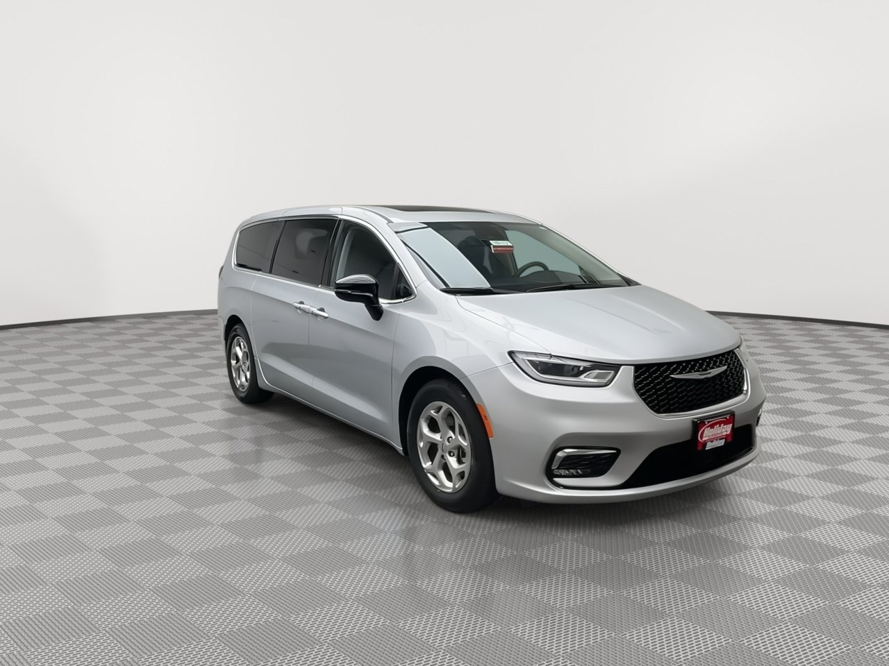 Used 2024 Chrysler Pacifica Limited FWD image 38