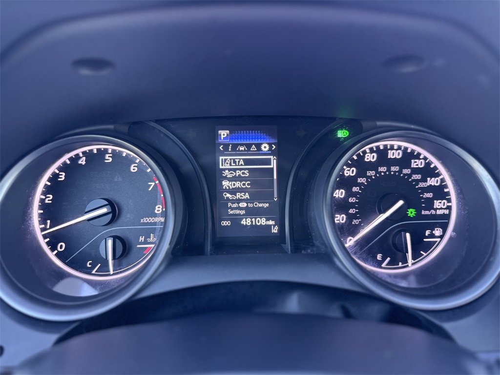 Used 2022 Toyota Camry SE image 19