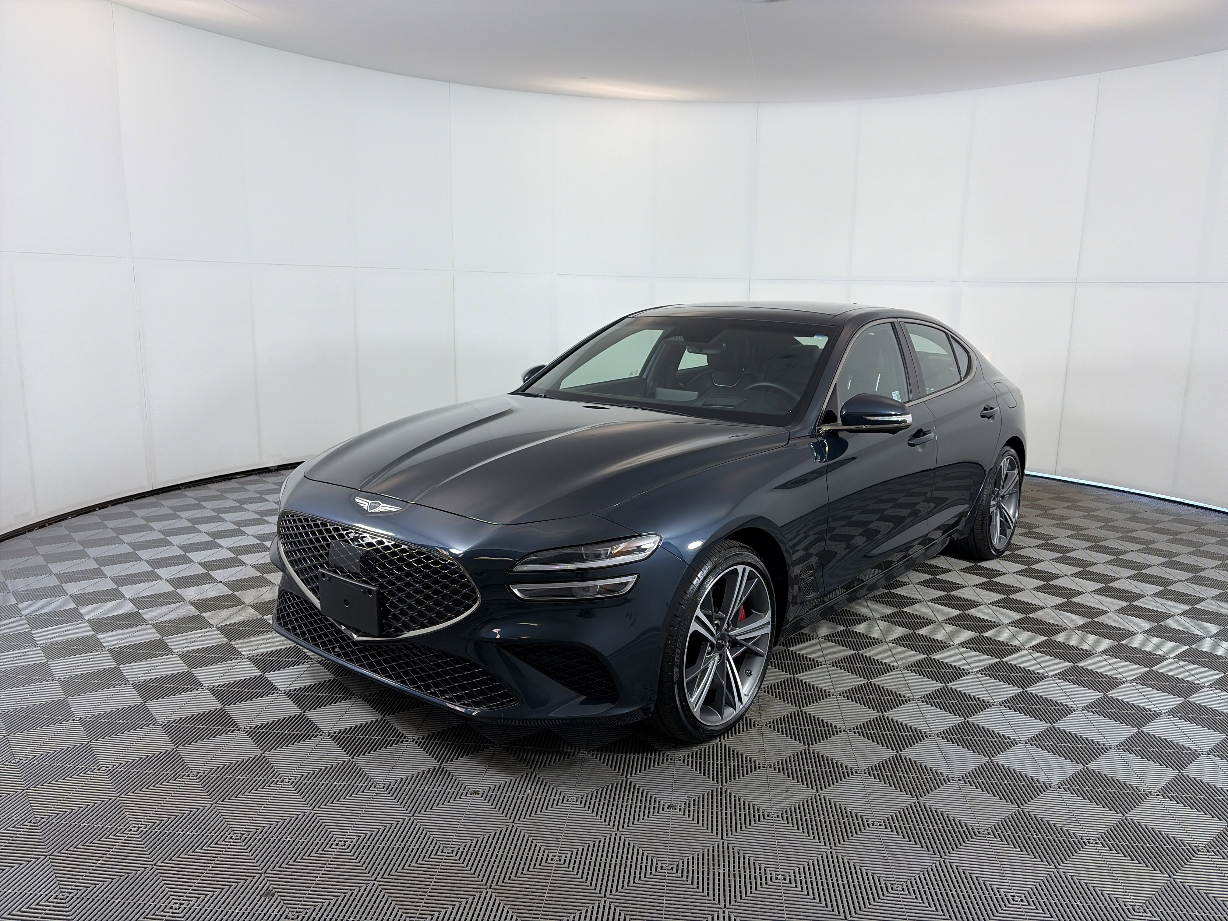 Used 2024 Genesis G70 3.3T Advanced w/ Sport Prestige Package image 2