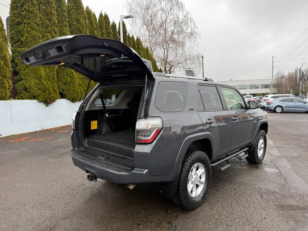 Used 2024 Toyota 4Runner SR5 image 12