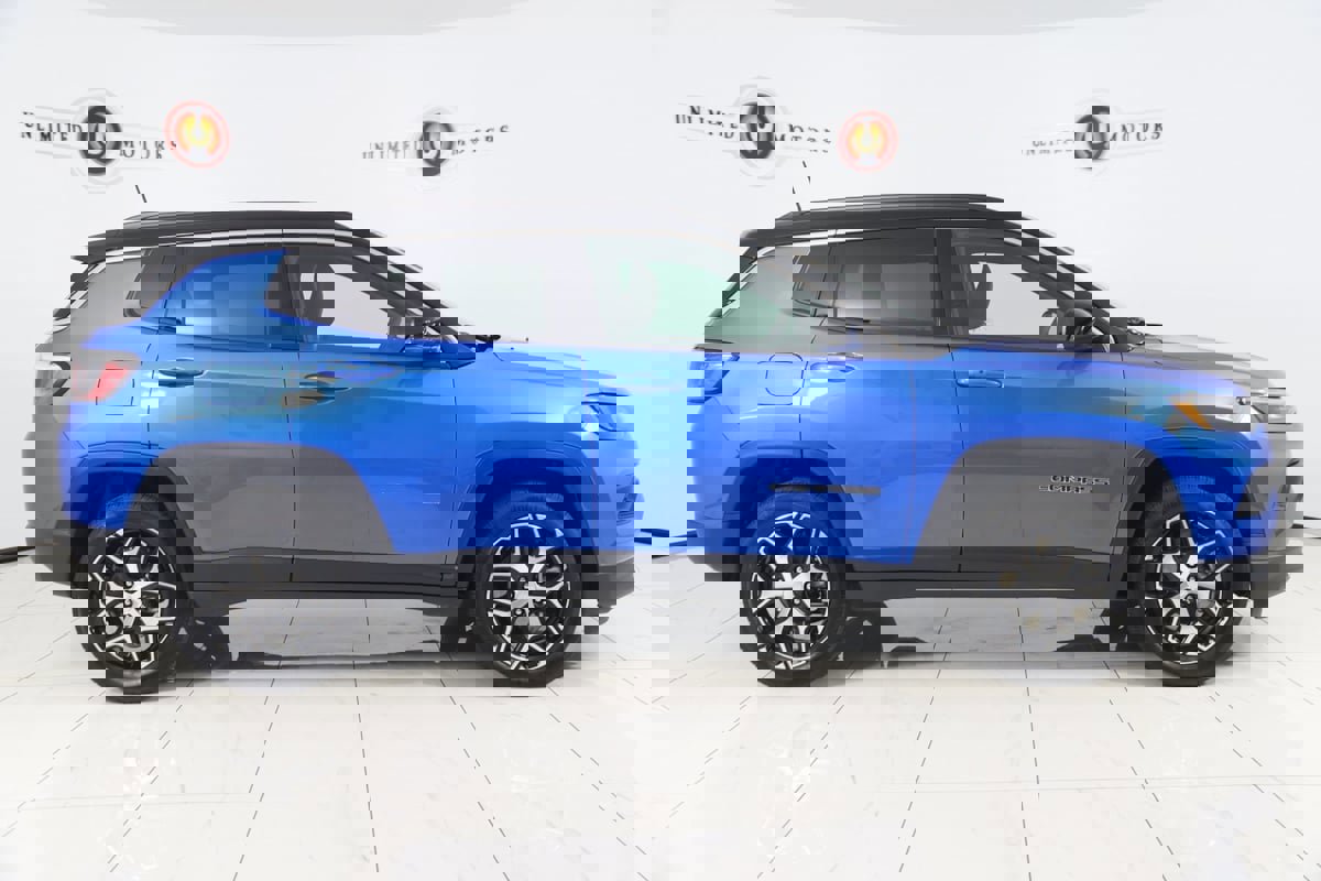 Used 2024 Jeep Compass Limited image 2