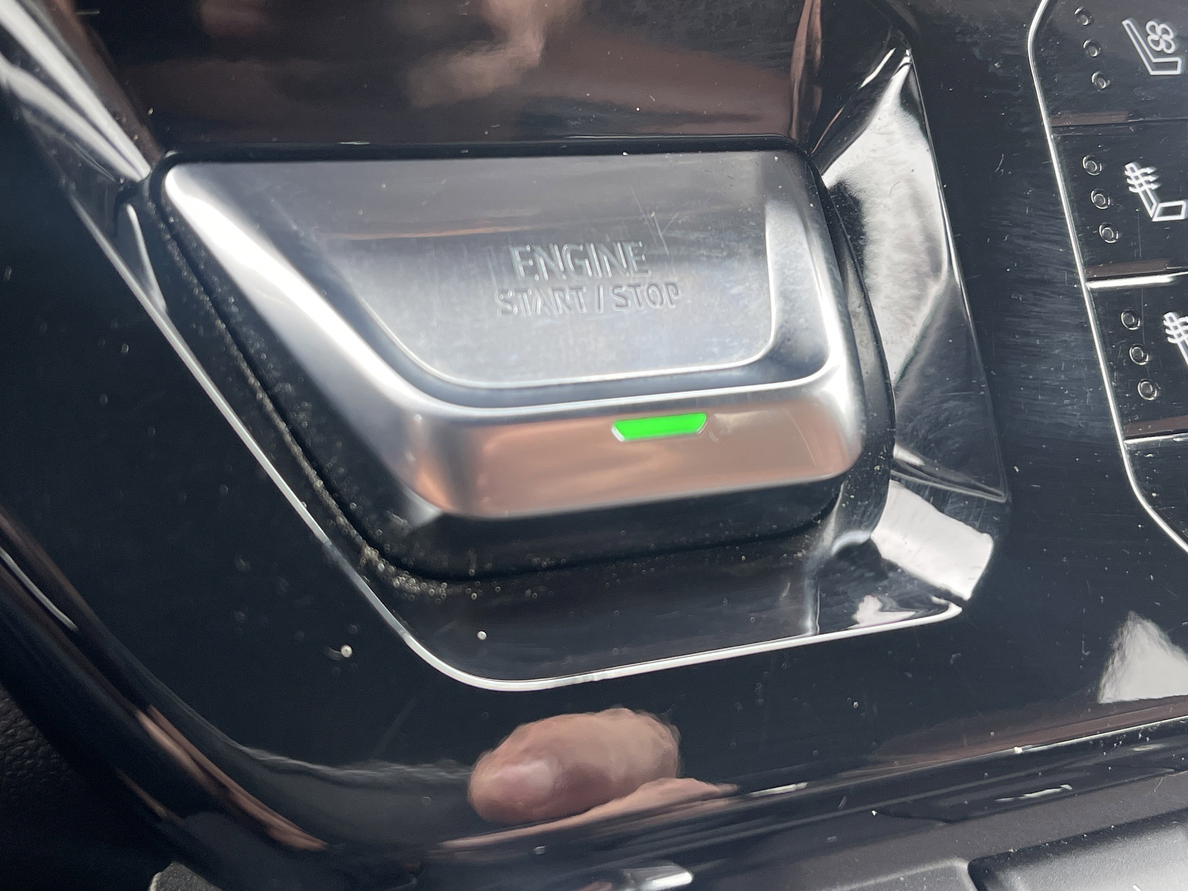 Used 2023 GMC Sierra 1500 Denali Ultimate image 15