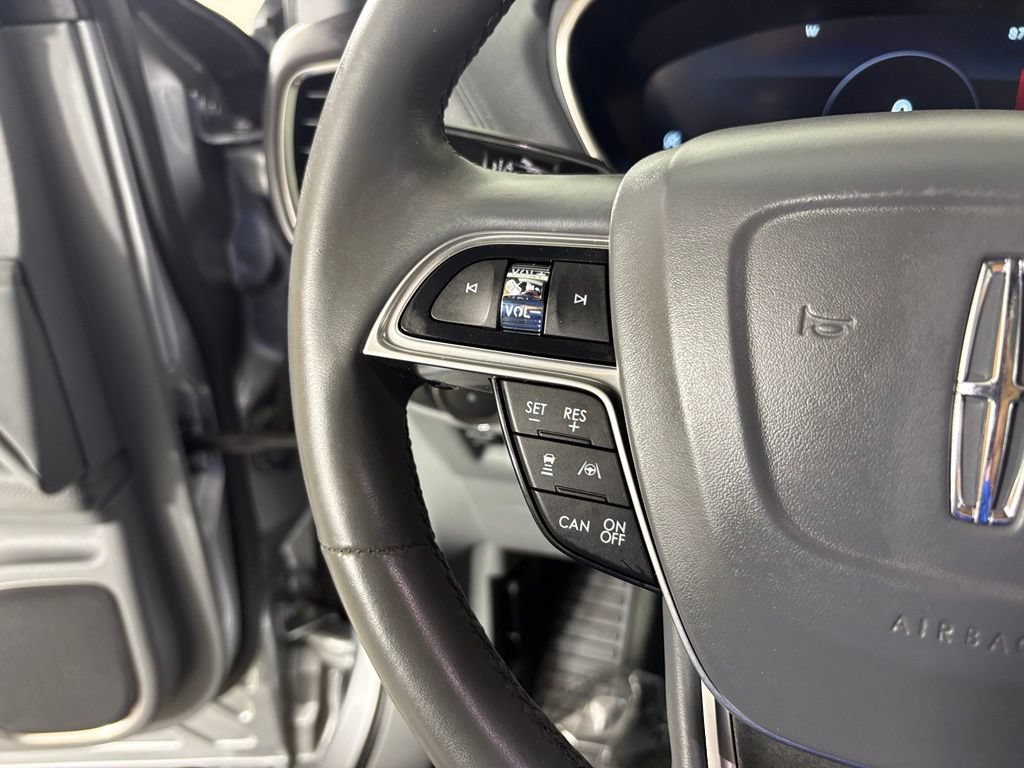 Used 2020 Lincoln Nautilus Reserve FWD image 21