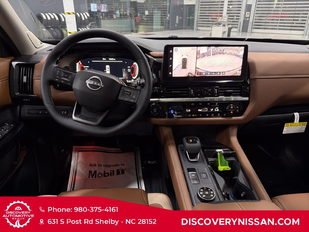 New 2026 Nissan Pathfinder Platinum w/ Accent Package AWD/4WD image 34