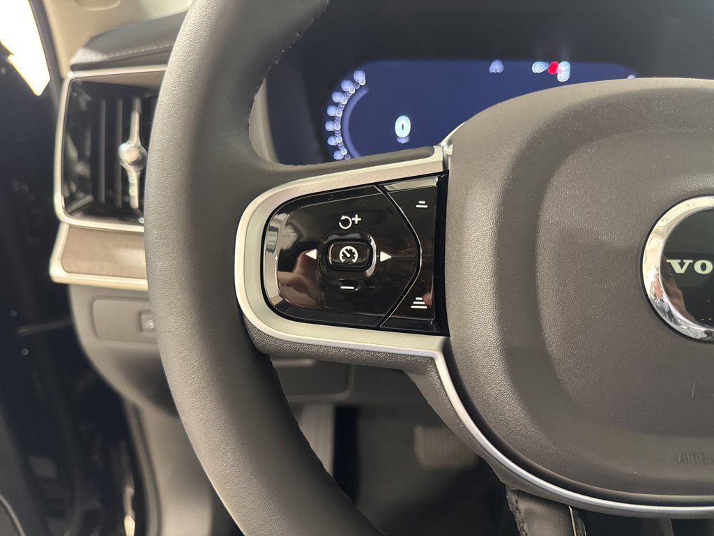 New 2026 Volvo XC90 B6 Ultra w/ Lounge Package AWD/4WD image 9