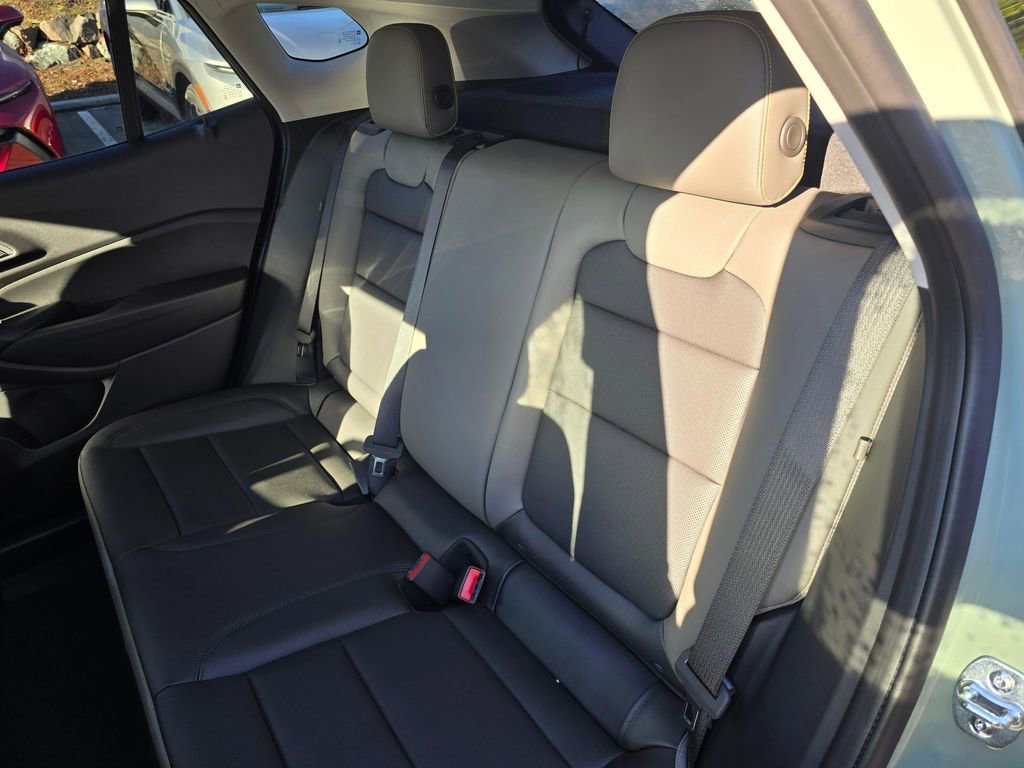 New 2026 Chevrolet Trax ACTIV w/ Driver Confidence Package image 17