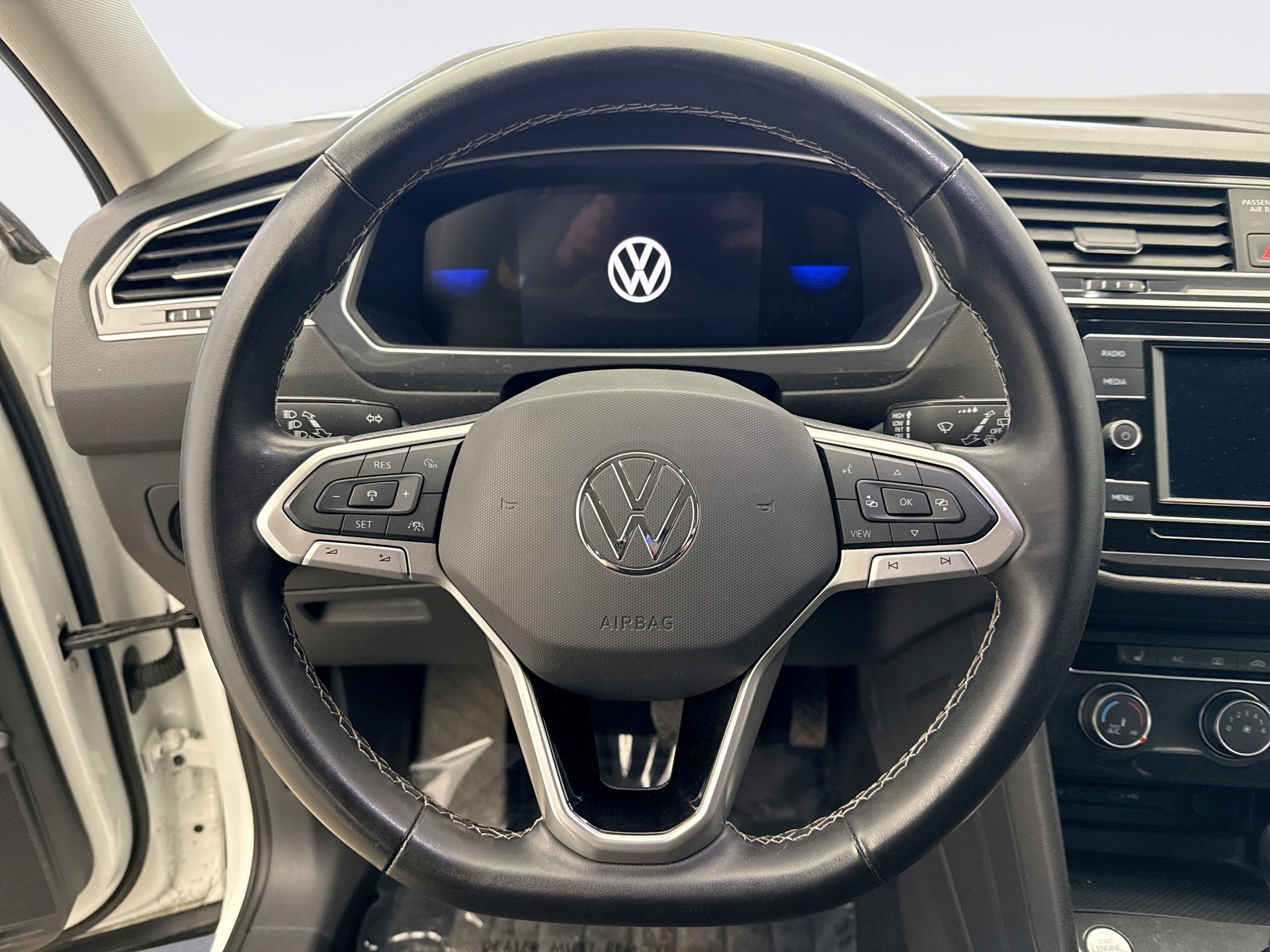 Used 2024 Volkswagen Tiguan S image 12