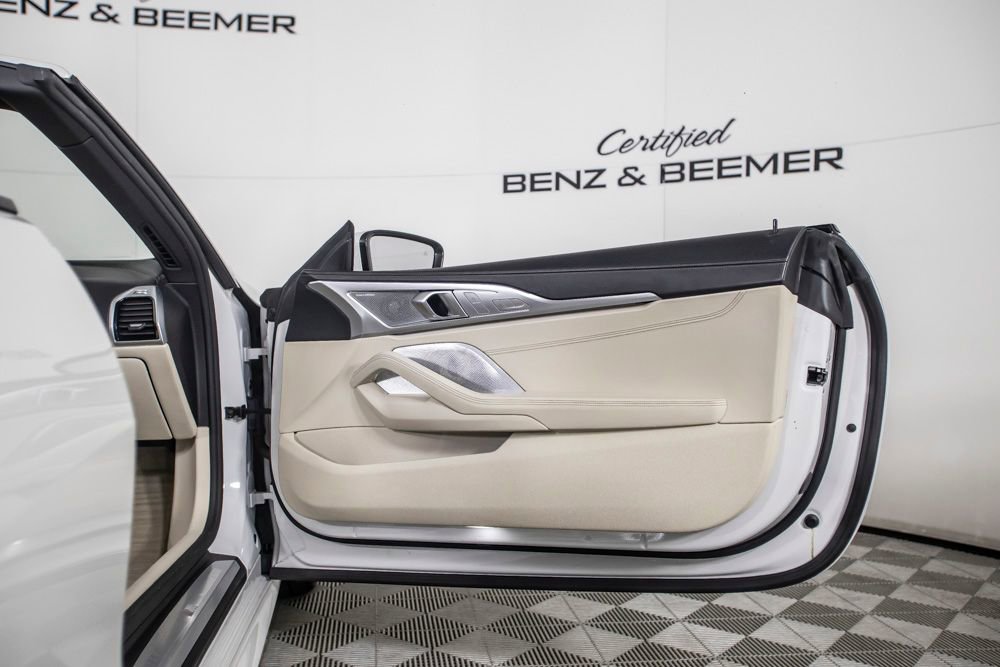 Used 2023 BMW 840i 840i w/ Comfort Seating Package image 23