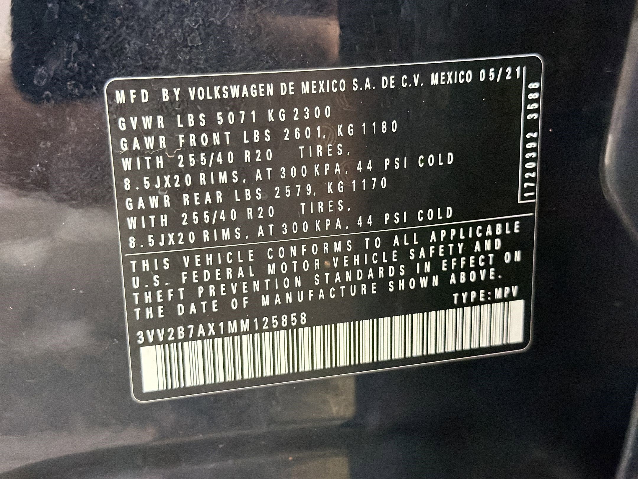 Used 2021 Volkswagen Tiguan SE R-Line image 21