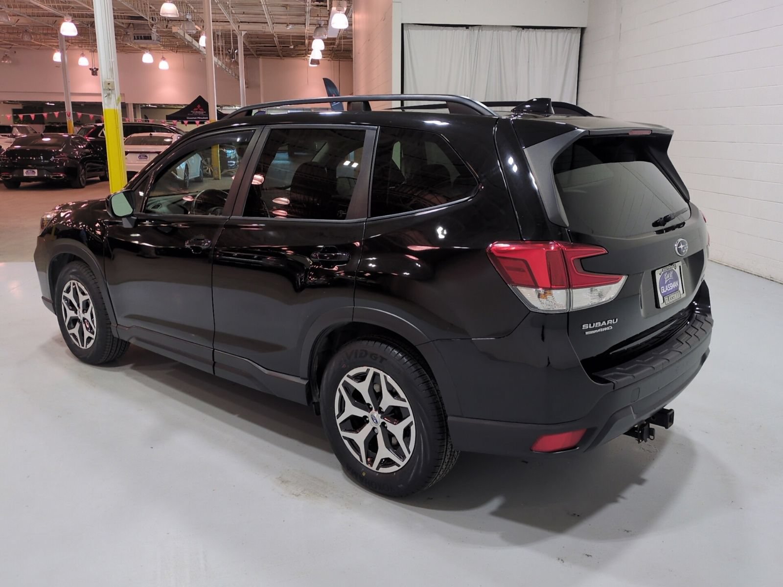 Used 2020 Subaru Forester Premium AWD/4WD image 5