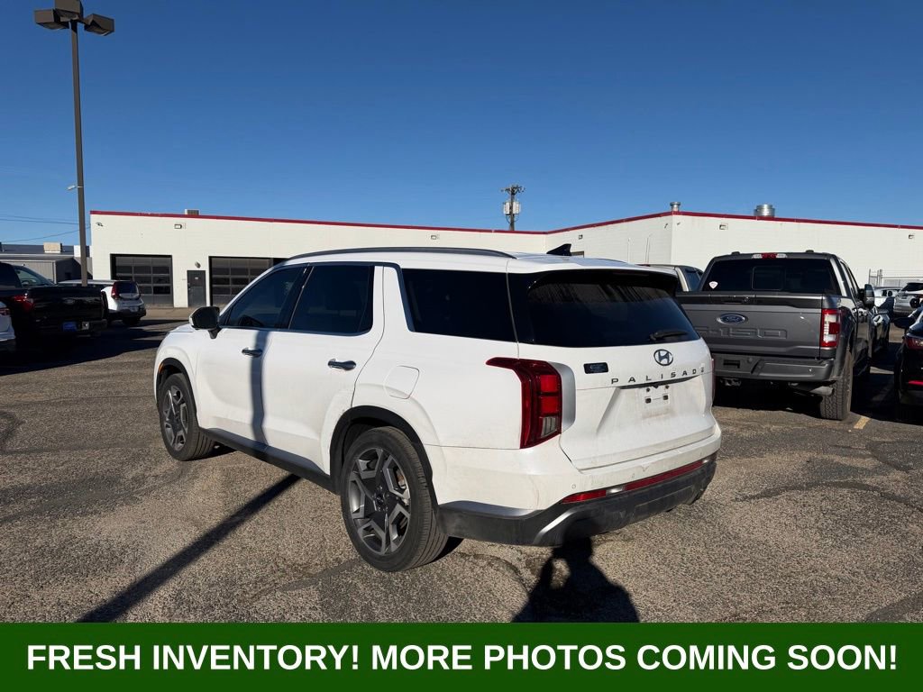 Used 2024 Hyundai Palisade SEL w/ Premium Package image 4
