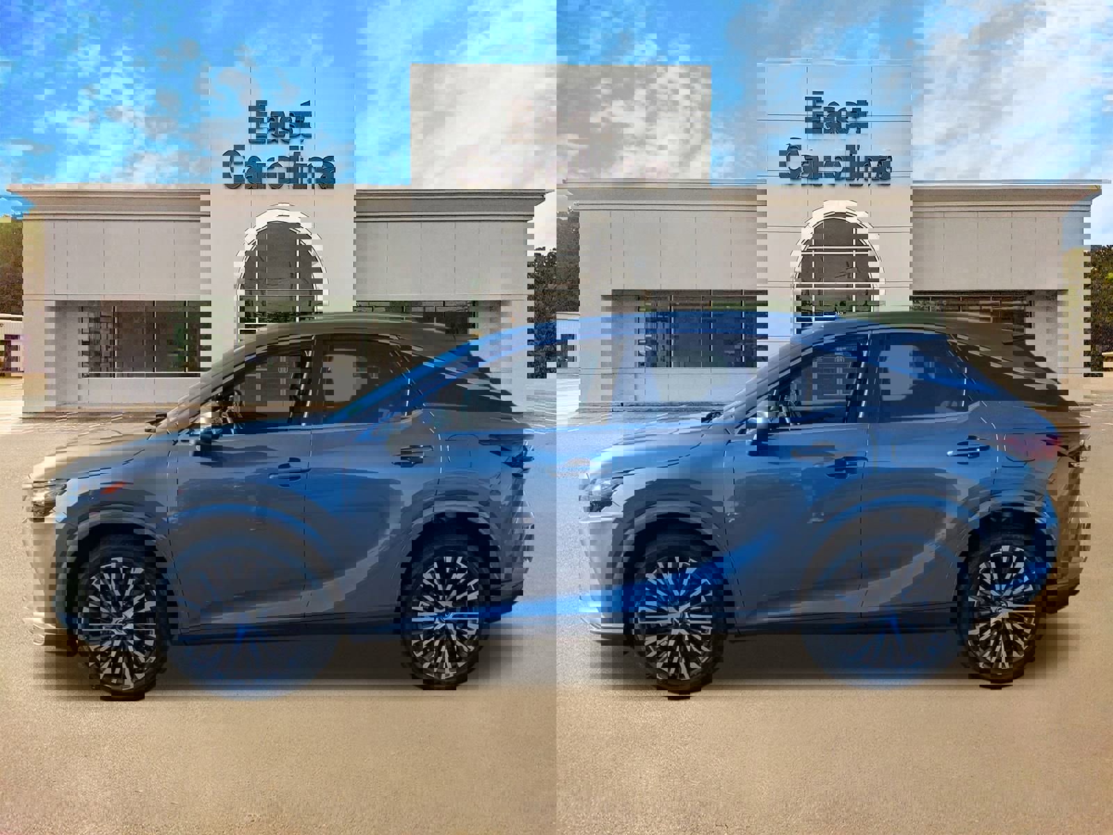 Used 2023 Lexus RX 350h image 6