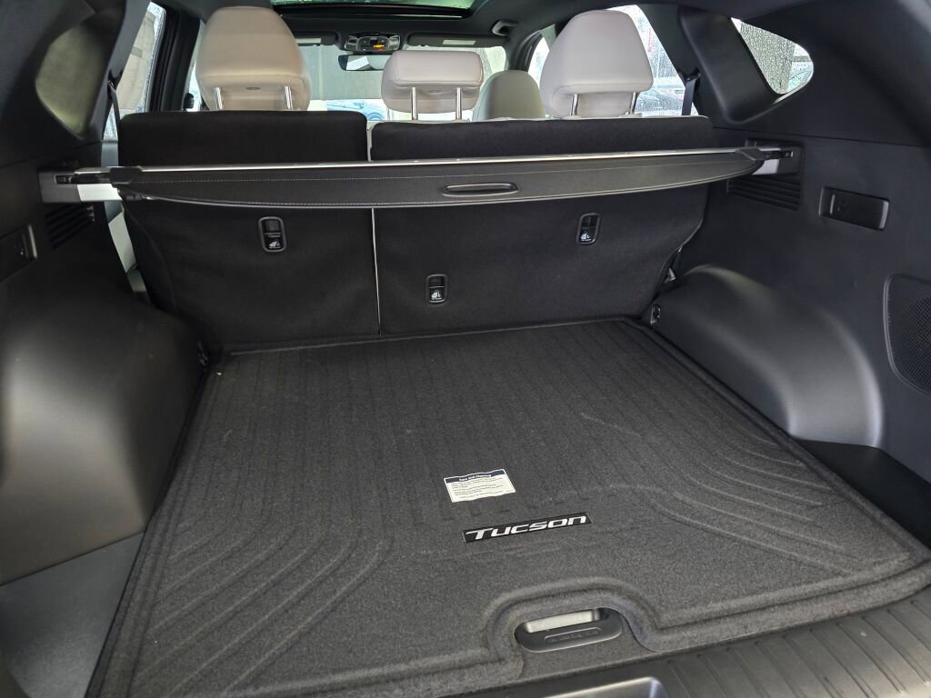 New 2026 Hyundai Tucson Limited image 16